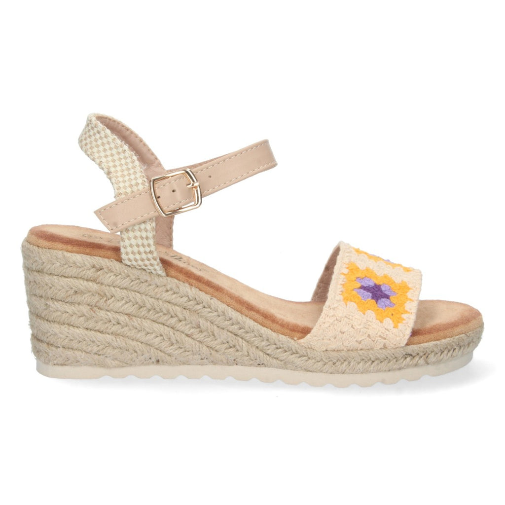 Sandalia de Cuña con Pala Simple Bordada Beige
