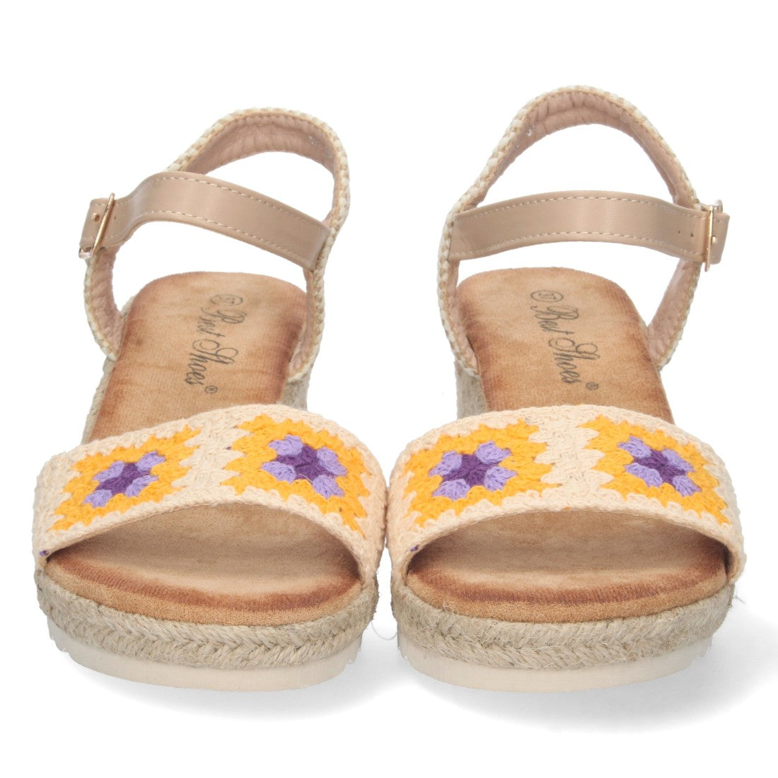 Sandalia de Cuña con Pala Simple Bordada Beige