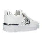 Zapatillas urbanas con detalles metálicos – estilo moderno y comodidad diaria -Blanco