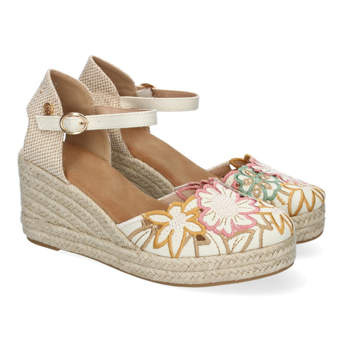 Sandalias con cuña y diseño de flores bordadas - Beige