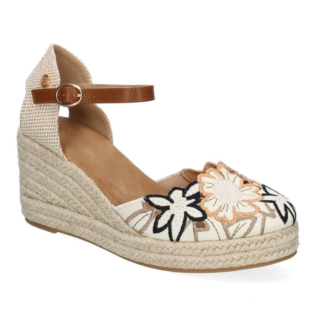 Sandalias con cuña y diseño de flores bordadas - Camel