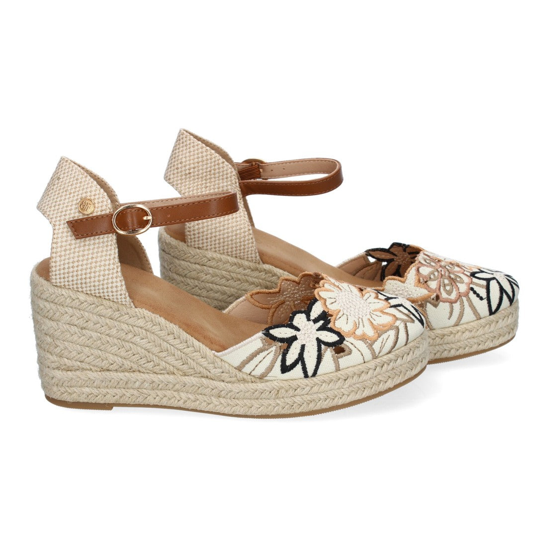 Sandalias con cuña y diseño de flores bordadas - Camel