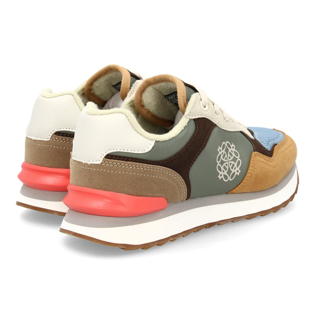 Zapatilla Urbana con Paneles Multicolor - con Detalle Rosa