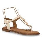 Sandalia con Detalles Metálicos y Planta Acolchada-Beige