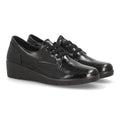 Zapatos de Mujer con Cuña, Cordones y Acabado Brillante -Negro