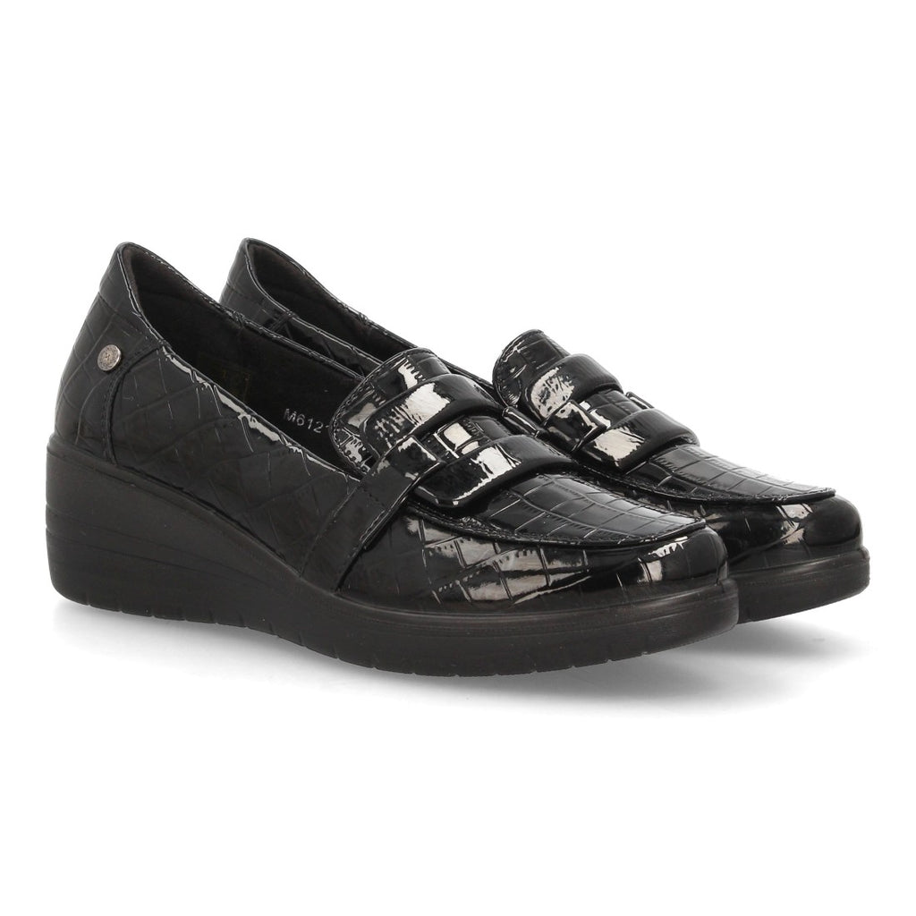 Mocasines de Mujer con Cuña, Textura Grabada y Antifaz -Negro