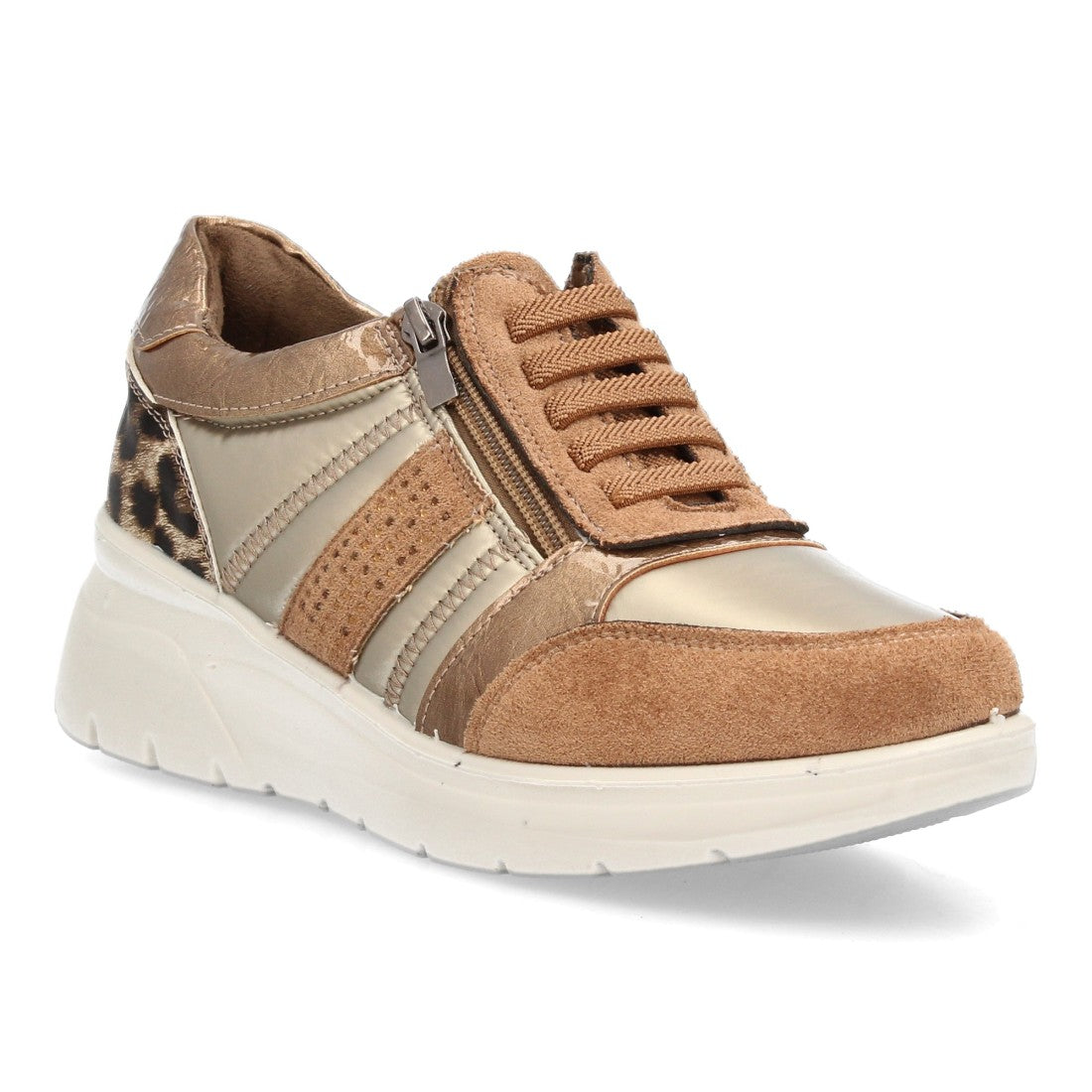 Zapatillas de Mujer con Cuña, Plataforma y Detalles de Texturas -Beige