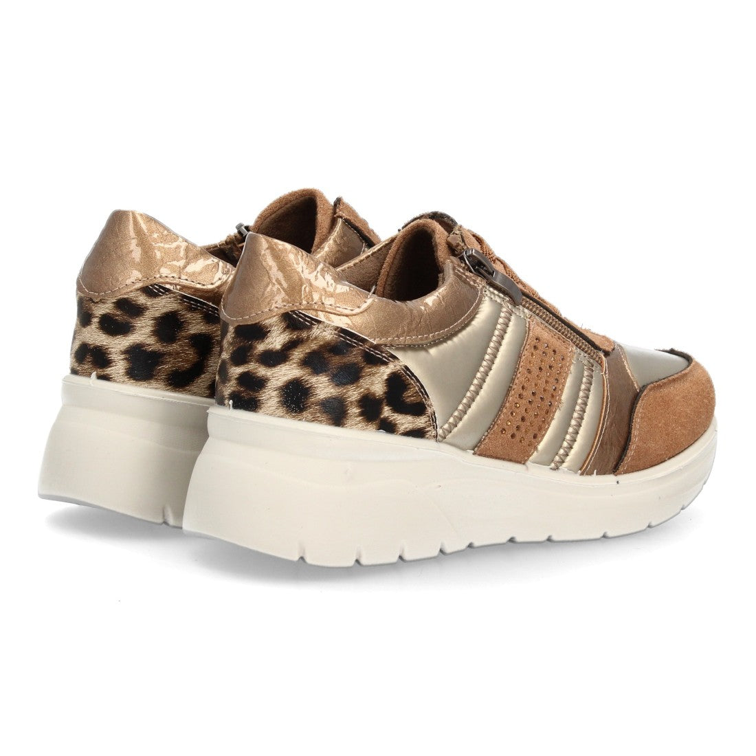 Zapatillas de Mujer con Cuña, Plataforma y Detalles de Texturas -Beige