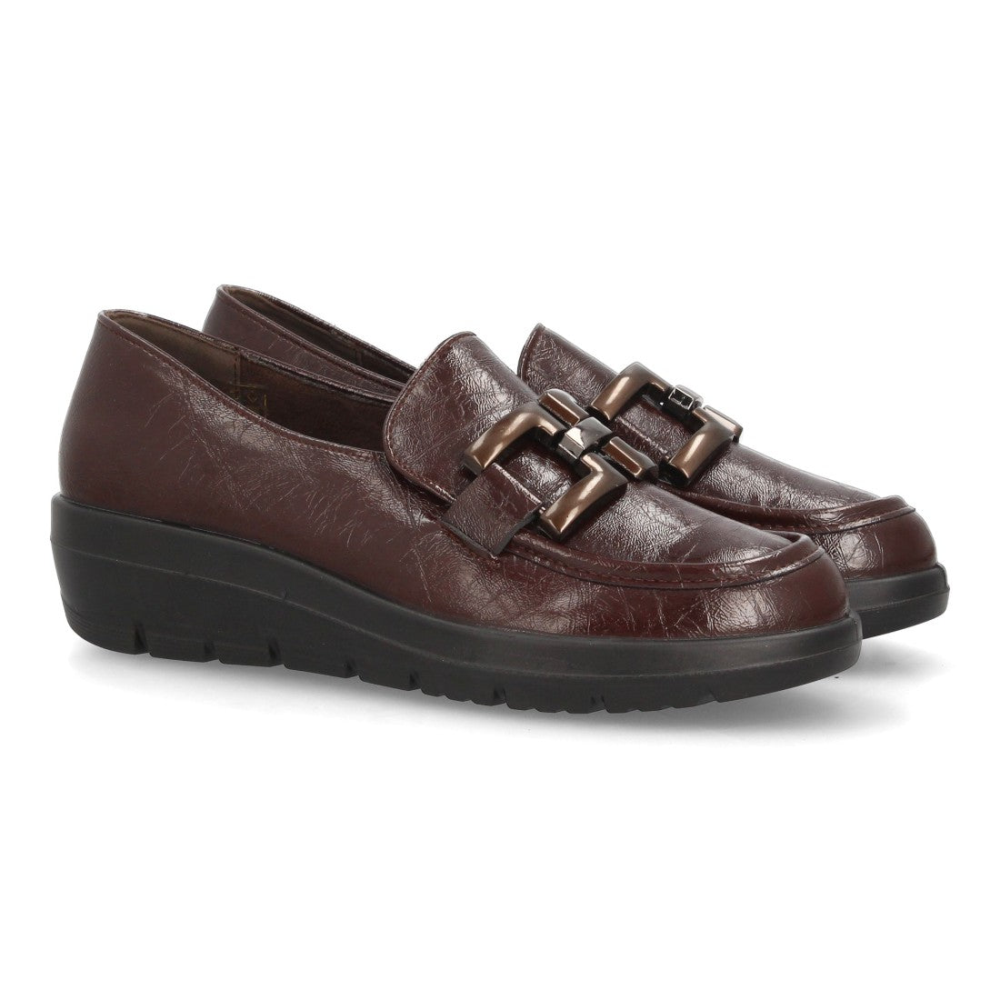 Mocasines de Mujer con Cuña Baja, Acabado Brillante y Eslabones -Marron