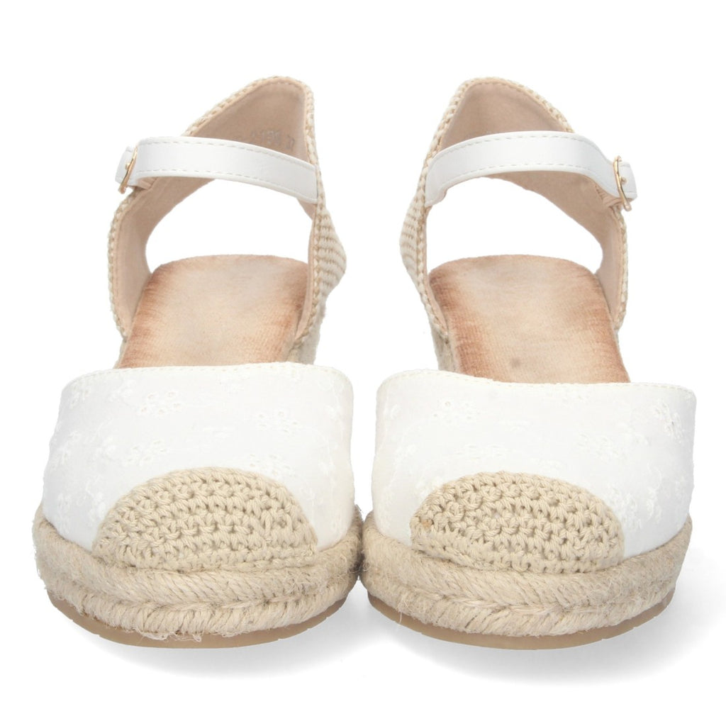 Sandalia de Cuña con Punta de Rafia y motivos florales Negra