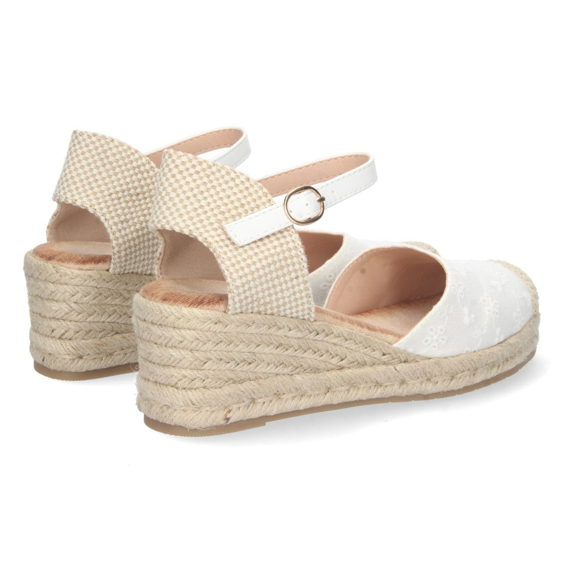 Sandalia de Cuña con Punta de Rafia y motivos florales Negra