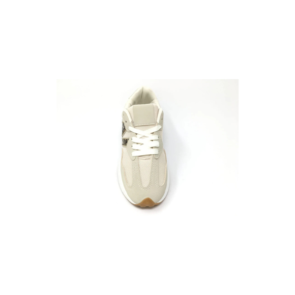 Zapatilla urbana casual "Soft-Step"